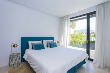 b86bfcc0770866763764349937ec0105 - 42