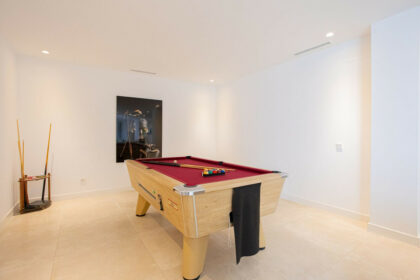 b86bfcc0770866763764349937ec0105 - 56