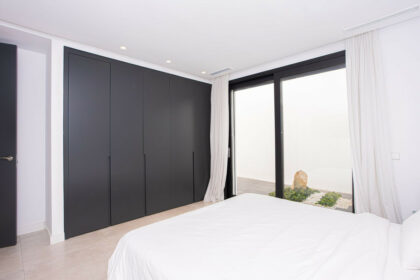 b86bfcc0770866763764349937ec0105 - 69