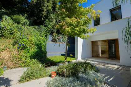 b86bfcc0770866763764349937ec0105 - 73