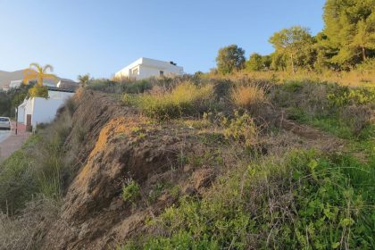 b8ac3e769d3fdbfe733e72b73b2ad28b - 10