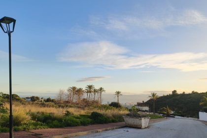 b8ac3e769d3fdbfe733e72b73b2ad28b - 5