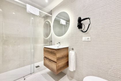 b8b6c7c04334e383c855cbb89ca85074 - 13