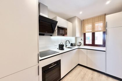 b8b6c7c04334e383c855cbb89ca85074 - 7