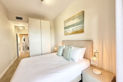 b8b6c7c04334e383c855cbb89ca85074 - 9