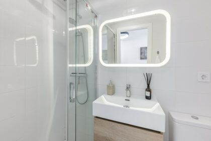 b8dc4c10c8c4fbea892fb0d3a4770e4b - 23