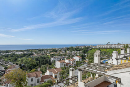 b8dc4c10c8c4fbea892fb0d3a4770e4b - 28