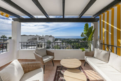 b8dc4c10c8c4fbea892fb0d3a4770e4b - 31