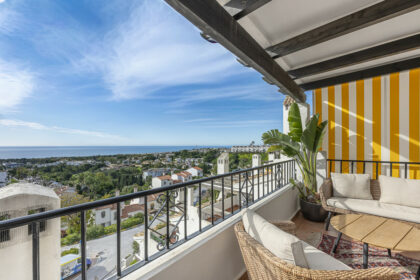 b8dc4c10c8c4fbea892fb0d3a4770e4b - 4