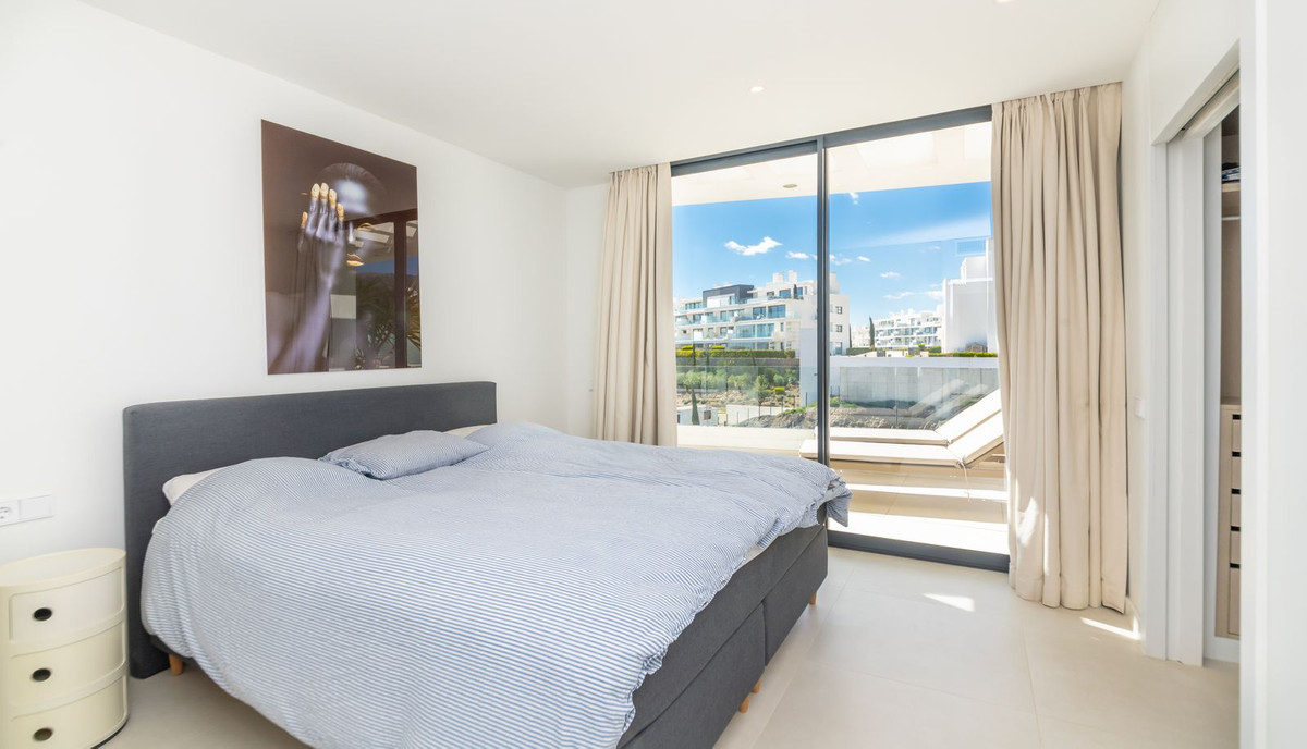 b8e7e7198a98fcaf581a820eb2a85806 - 15