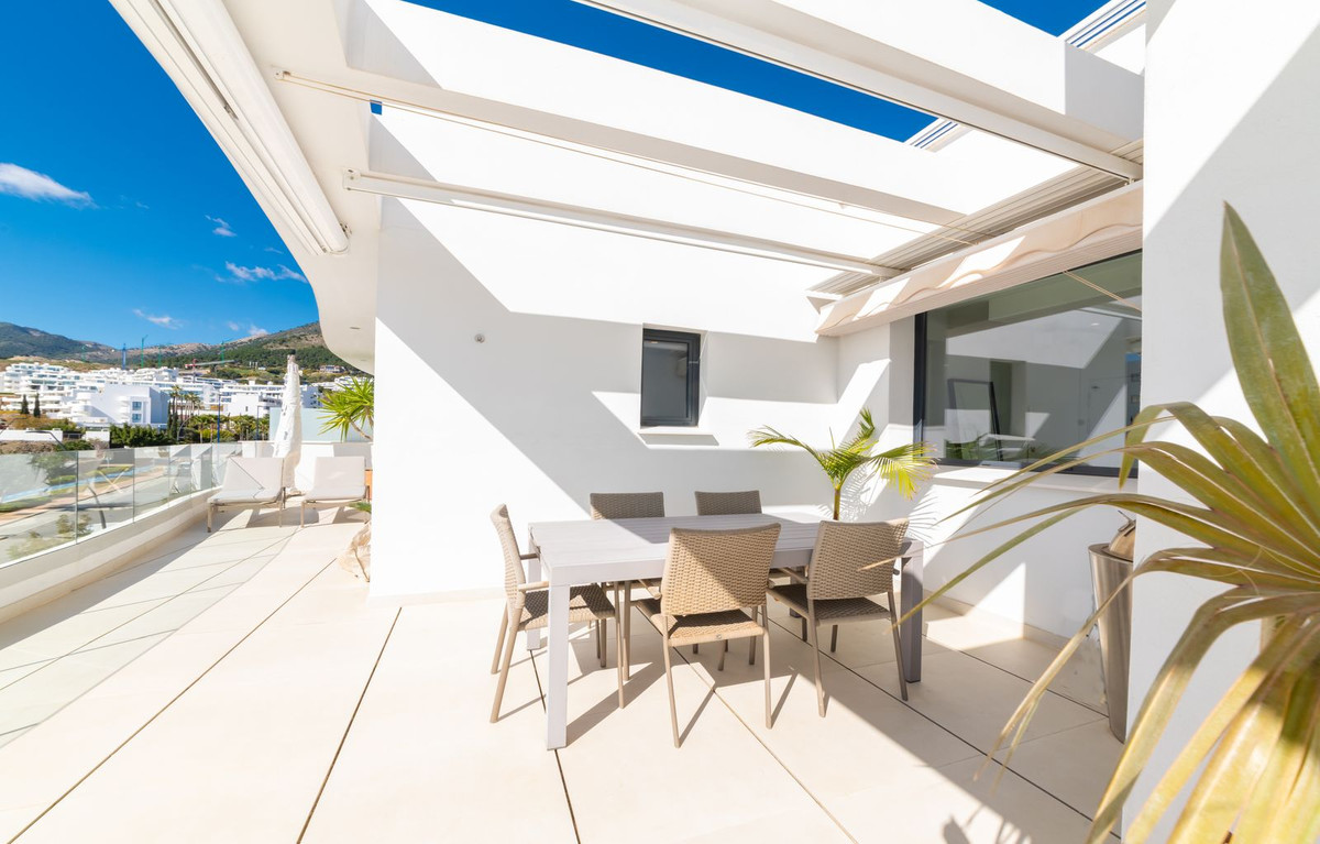 b8e7e7198a98fcaf581a820eb2a85806 - 30