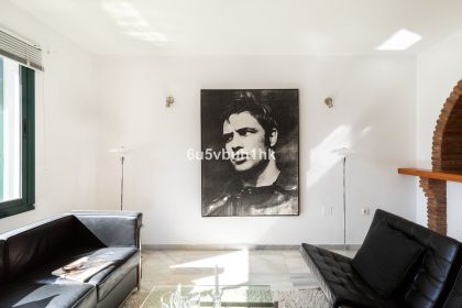 b9265bbf70fe5e1d9d0f23f40a290af7 - 9