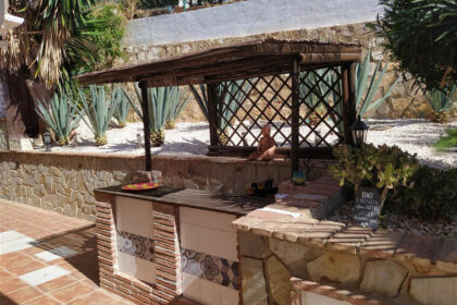 b96de503ac1298b3f5c52a42e7c37ce4 - 15