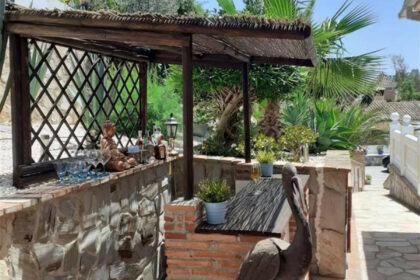 b96de503ac1298b3f5c52a42e7c37ce4 - 16