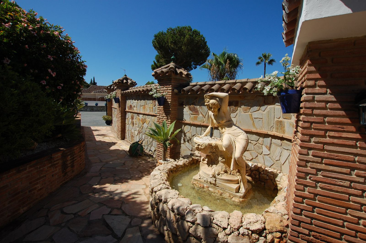 b96de503ac1298b3f5c52a42e7c37ce4 - 54