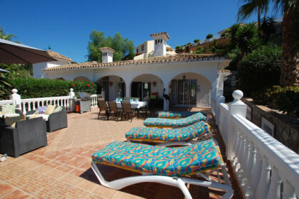 b96de503ac1298b3f5c52a42e7c37ce4 - 9