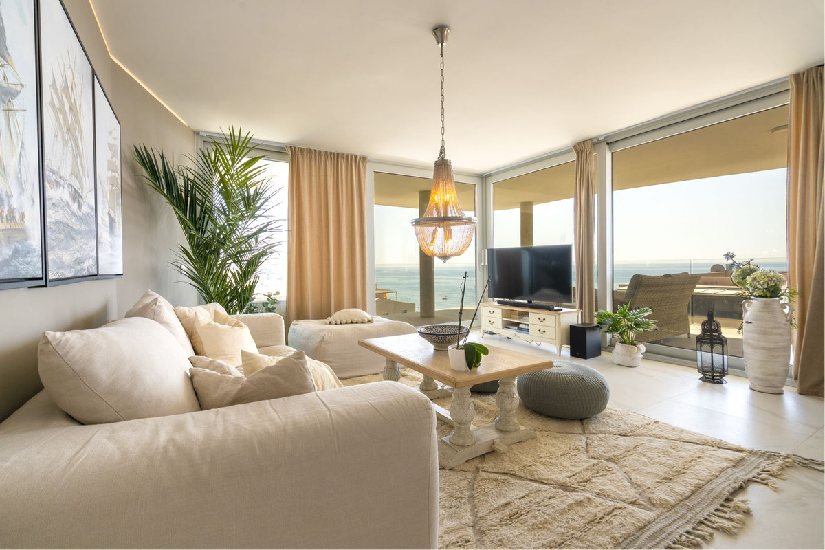 b9b8d5edb4596b47232dcf6105b0ce3c - 11