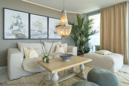 b9b8d5edb4596b47232dcf6105b0ce3c - 13