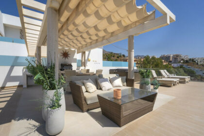 b9b8d5edb4596b47232dcf6105b0ce3c - 2