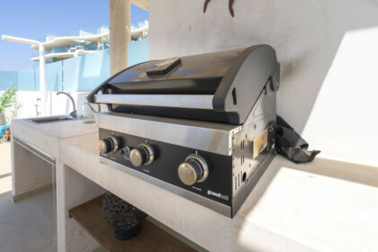 b9b8d5edb4596b47232dcf6105b0ce3c - 24