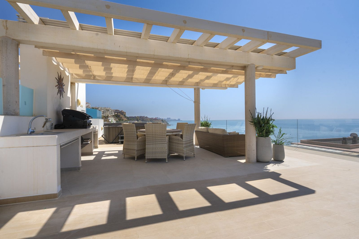 b9b8d5edb4596b47232dcf6105b0ce3c - 5