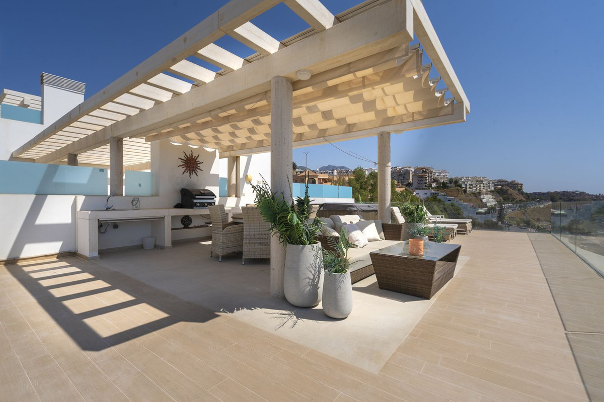 b9b8d5edb4596b47232dcf6105b0ce3c - 6