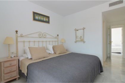 b9cfc3d0d173c4091b89f19737660d08 - 19