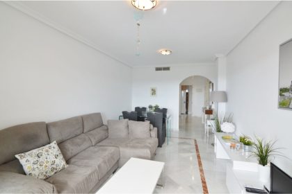 b9cfc3d0d173c4091b89f19737660d08 - 22