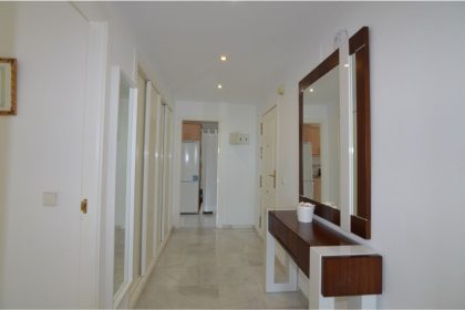 b9cfc3d0d173c4091b89f19737660d08 - 27