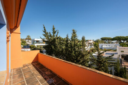 ba1afb38c81c7312ff9288c9d7272d67 - 52