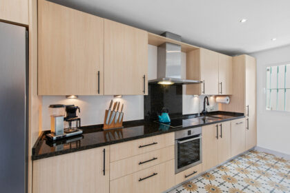 ba20ef8a4565564c1671b2d8aa39ff7a - 15