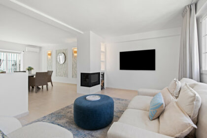 ba20ef8a4565564c1671b2d8aa39ff7a - 2