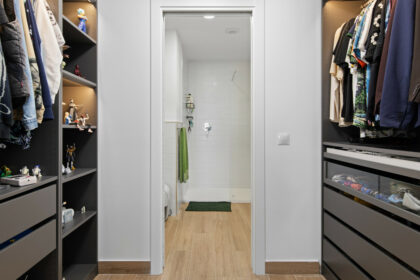 ba20ef8a4565564c1671b2d8aa39ff7a - 26