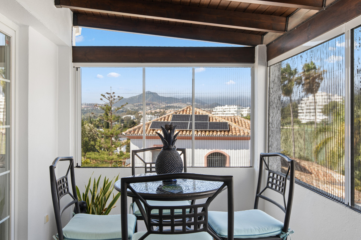 ba20ef8a4565564c1671b2d8aa39ff7a - 30