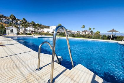 ba57ba588977673af78bf9fe28e2a447 - 20