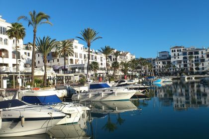 ba57ba588977673af78bf9fe28e2a447 - 25