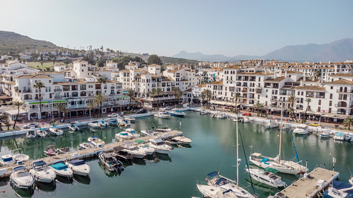 ba57ba588977673af78bf9fe28e2a447 - 26