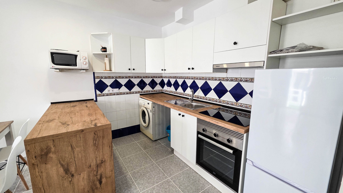 ba57ba588977673af78bf9fe28e2a447 - 8