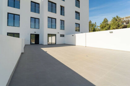 babaf8203394704e0cac28881cb9743c - 32