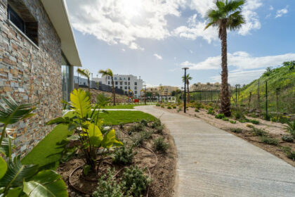 babaf8203394704e0cac28881cb9743c - 48