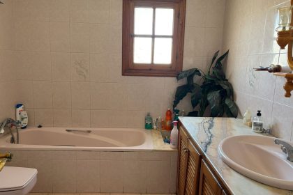 badbc30f50caa5a527486a3b3e744772 - 25