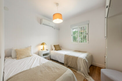 bb11480addc8aaea94ee4e3958780a57 - 10