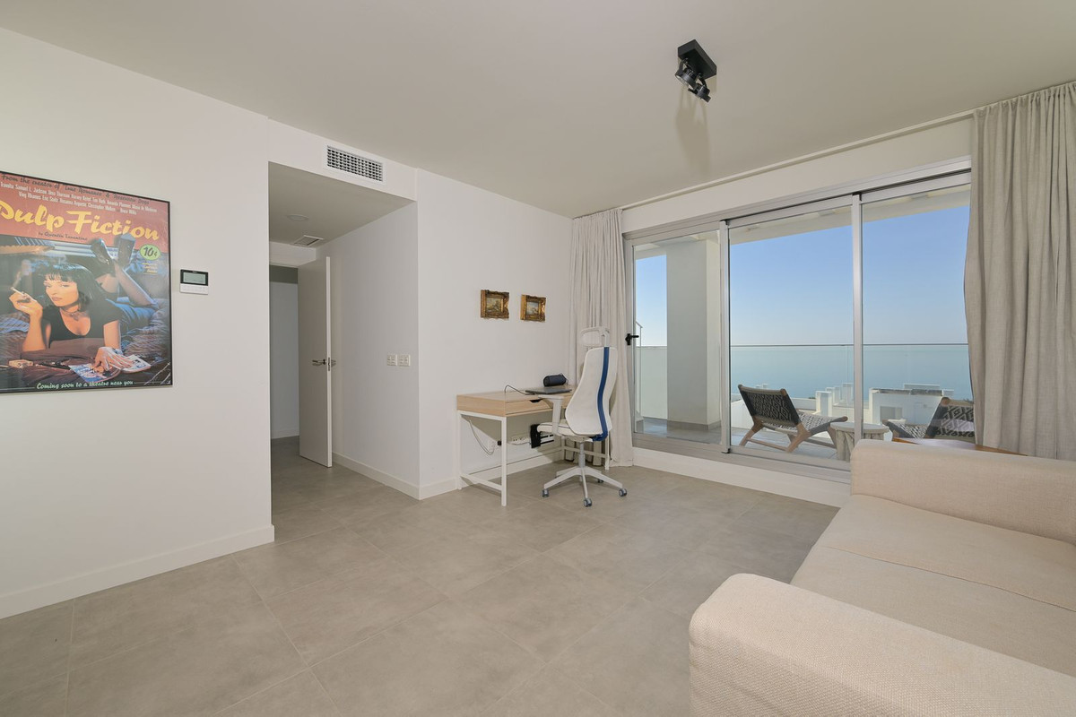 bb204e447241c9cea9fbf7084a800215 - 12