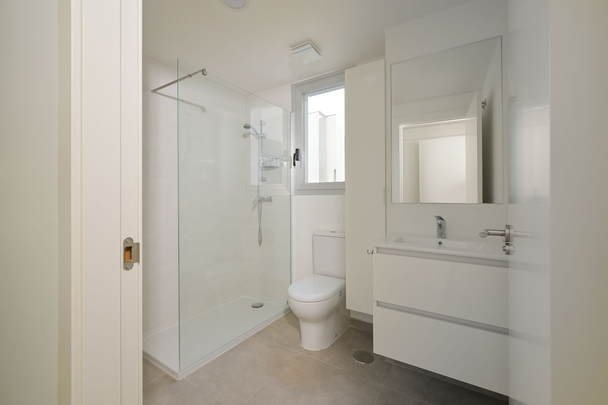 bb204e447241c9cea9fbf7084a800215 - 13