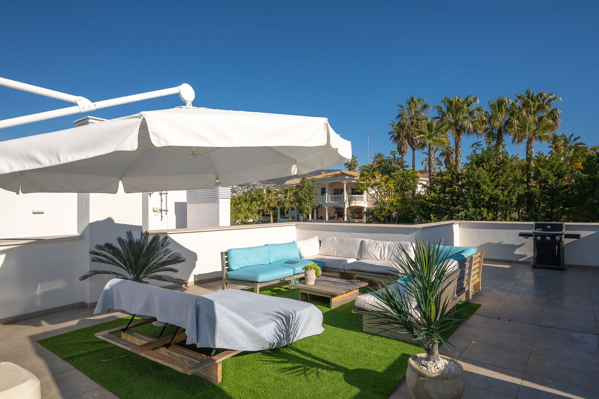 bb204e447241c9cea9fbf7084a800215 - 25