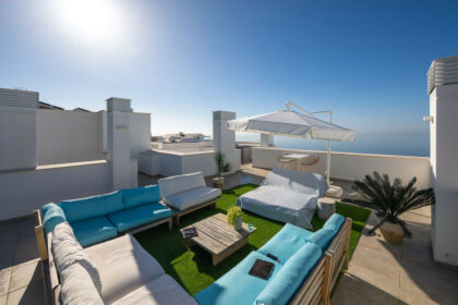 bb204e447241c9cea9fbf7084a800215 - 30