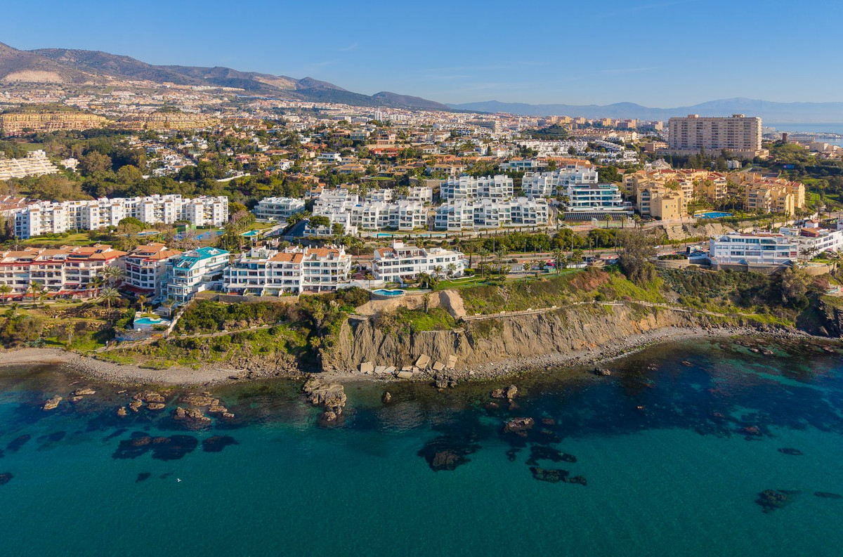 bb204e447241c9cea9fbf7084a800215 - 49