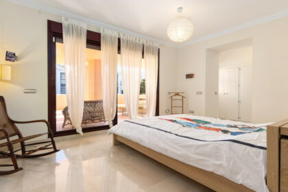 bbb9783e2a332c47c8cecb1120b591aa - 13