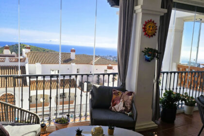 bc1eba6aa7041b53165a9d1670fee97d - 1