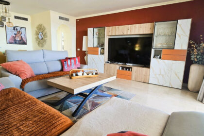 bc1eba6aa7041b53165a9d1670fee97d - 2